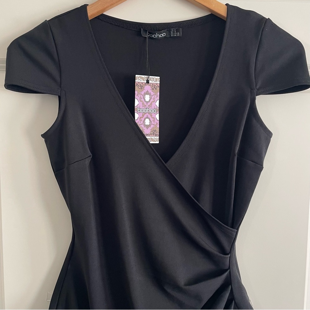 Boohoo Black Asymmetrical Wrap Dress Rushed Waist Little Black Dress Cap Sleeves - Picture 11 of 16